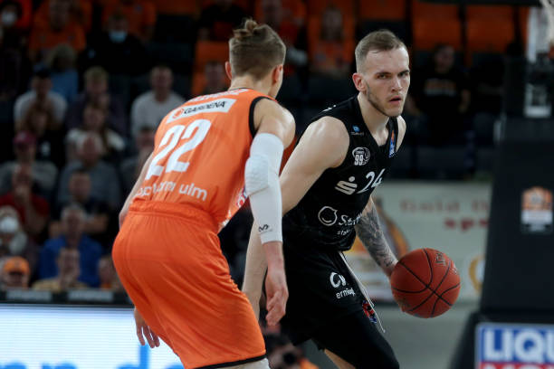 乏完善的解 乏完善的解