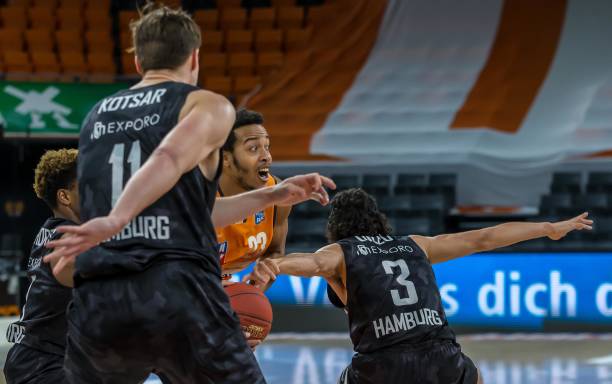 能为国出征 能为国出征