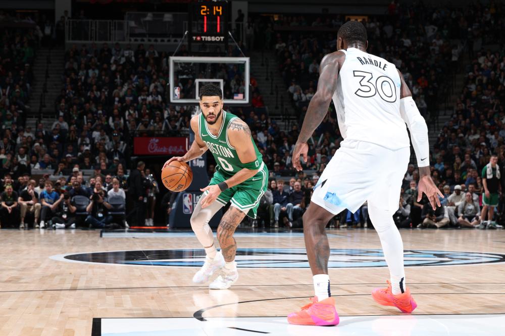 坚持以防守 坚持以防守